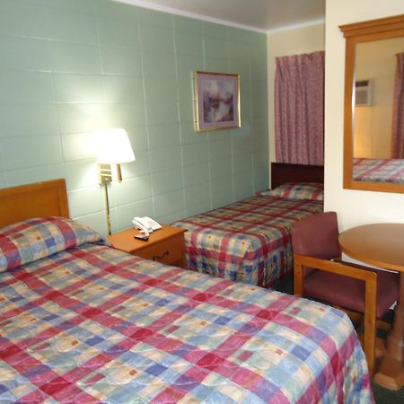 גרין ביי Tower Motel מראה חיצוני תמונה